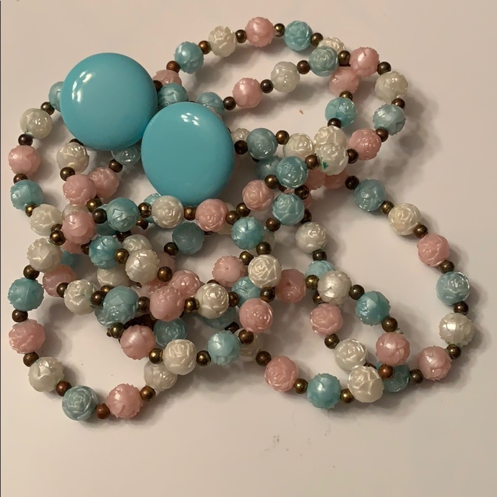 Vintage Pastel Carved Necklace Set